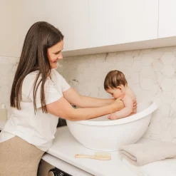 bubble Baby Bath with Newborn Support Insert