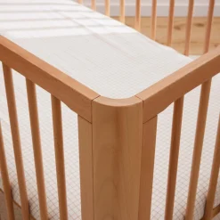 ergoPouch Lyra Convertible Beechwood Cot