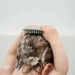 Haakaa Silicone Shampoo Brush