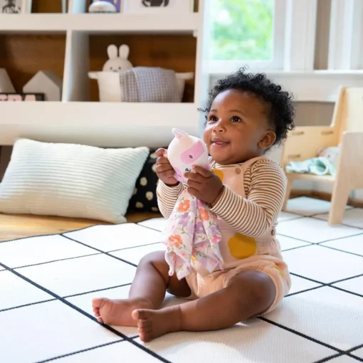 ity by Ingenuity Cozy Lovey Comforter