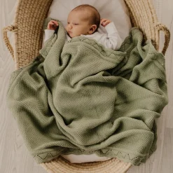 Mod & Tod Scalloped Edge Heirloom Blanket