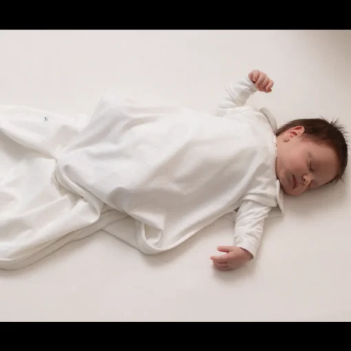 The Sleep Store 0.1 tog Pointelle Side Zip Summer Sleeping Bag